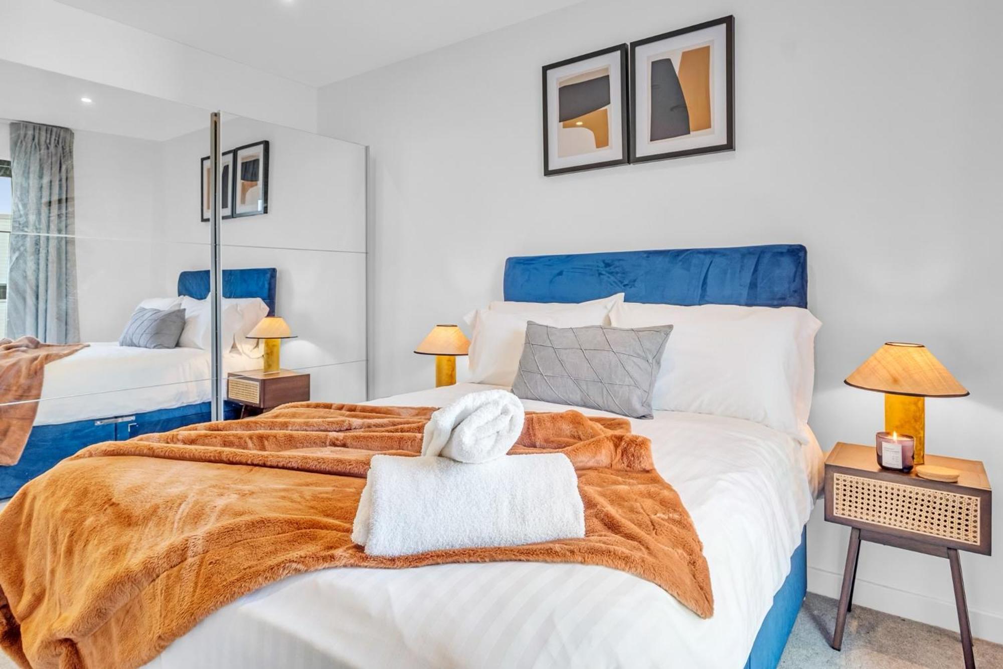 Luxurious & Glamorous Centrally Located 2 Bedroom 2 Bathroom Apartment - Central Birmingham - Secure Parking - Netflix Bagian luar foto