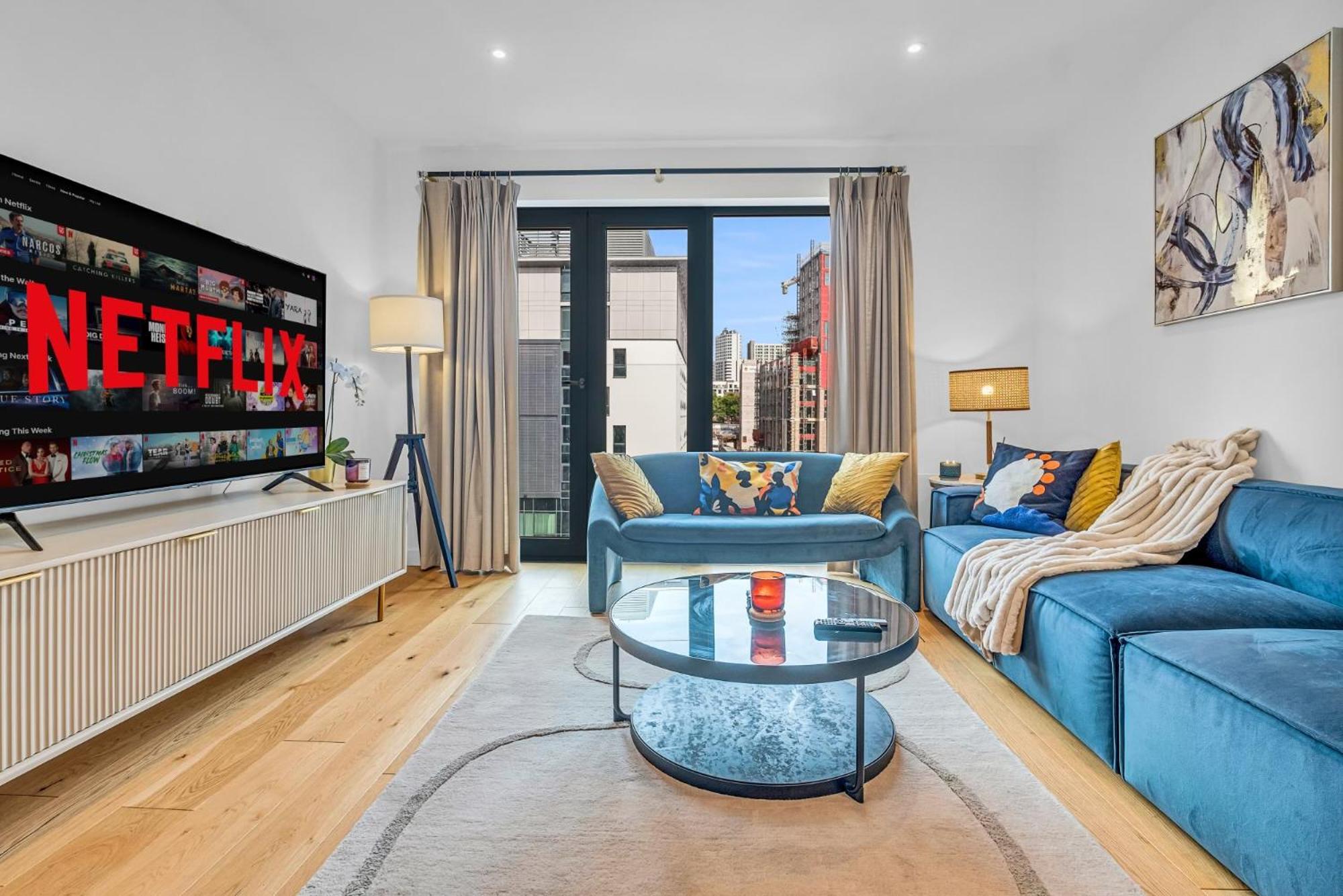 Luxurious & Glamorous Centrally Located 2 Bedroom 2 Bathroom Apartment - Central Birmingham - Secure Parking - Netflix Bagian luar foto